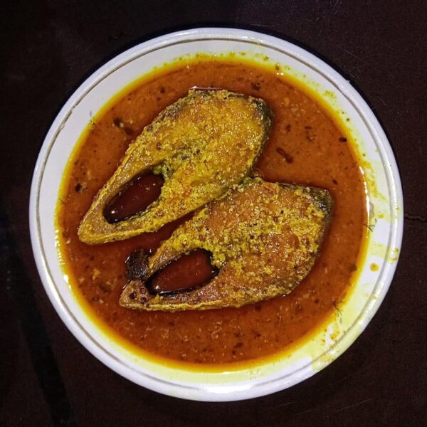 Hilsa Curry (5 Pecs Medium Size)